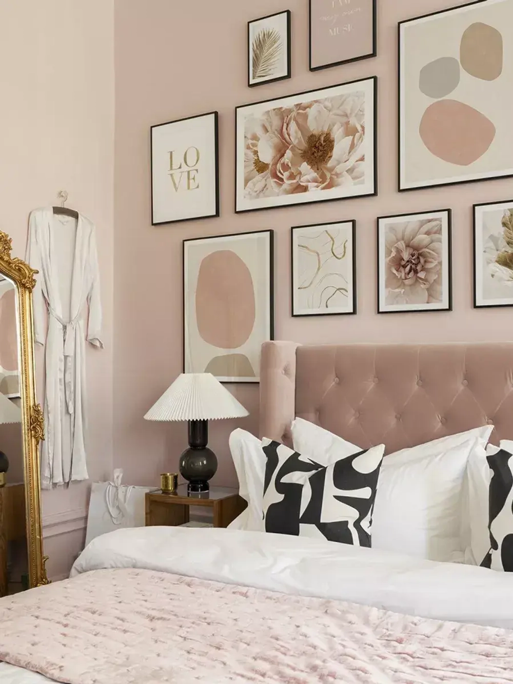 Металлическая рамка 30х45