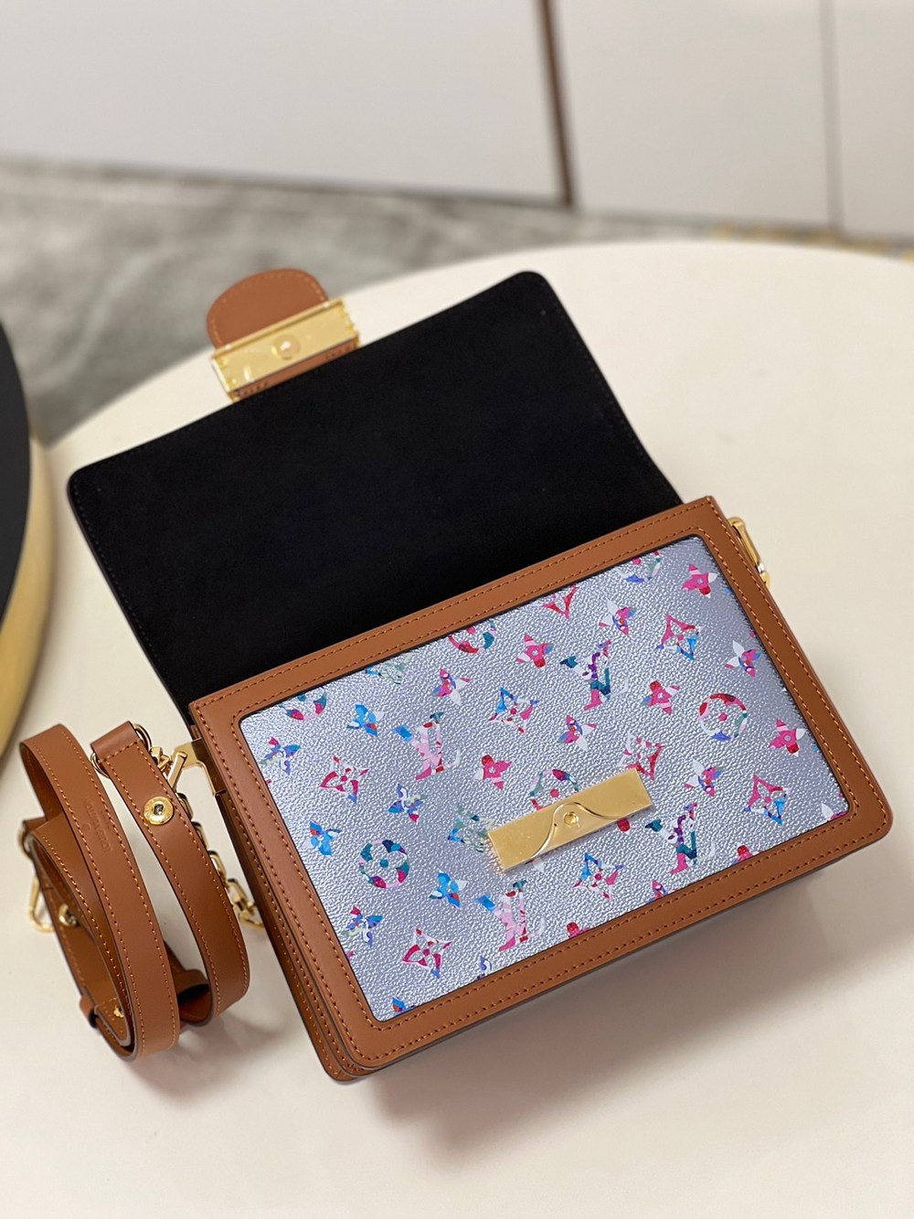 Louis Vuitton Dauphine MM