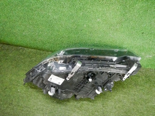 Фара правая BMW 5er G30 (2017-2020) LED