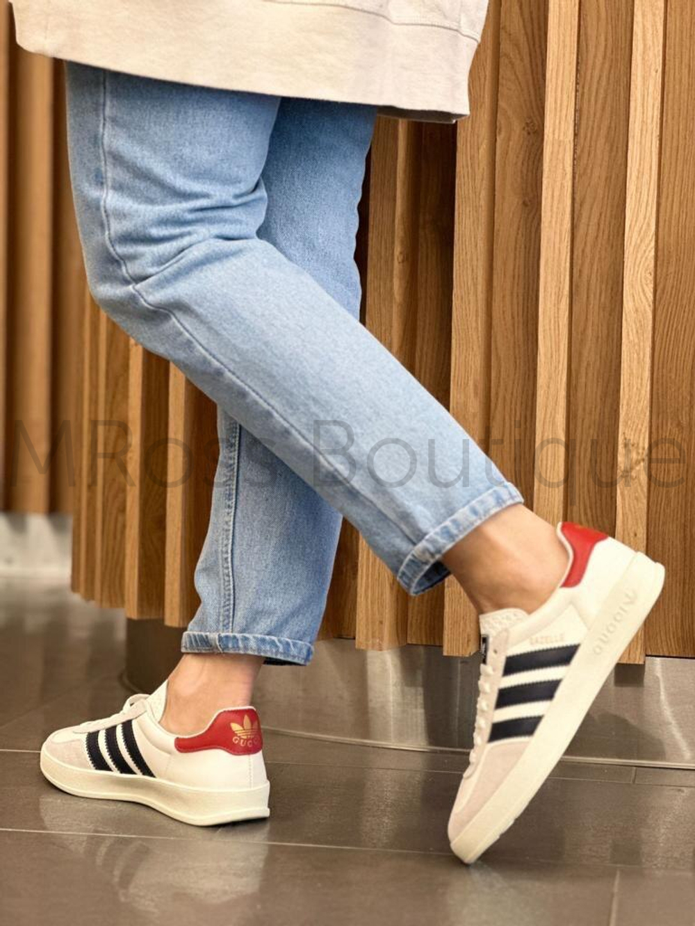 Женские белые кроссовки Gazelle adidas x Gucci (Газель Адидас Гуччи)