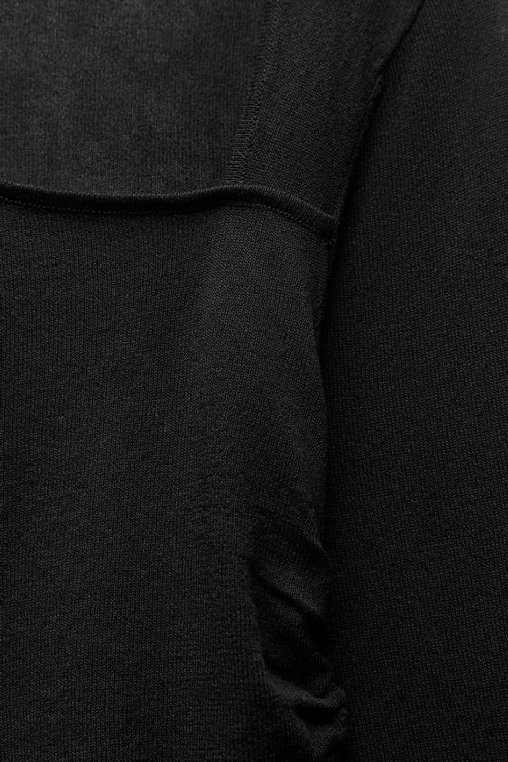 ZARA ТРИКОТАЖНЫЙ ТОП СО СБОРКАМИ ПО БОКАМ, ЧЕРНЫЙ