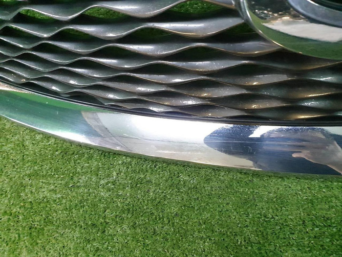 Решетка радиатора Infiniti QX60 (2016-2020)