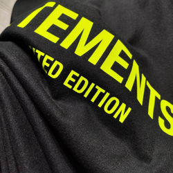Футболка Vetements