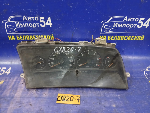 Щиток приборов TOYOTA ESTIMA 1995