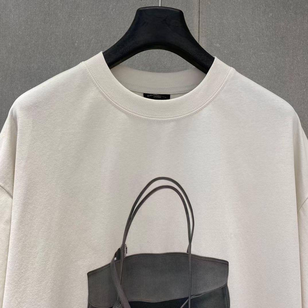 Футболка Balenciaga