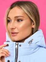 Куртка короткая весна с капюшоном