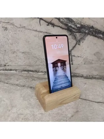 Подставка для телефона деревянная