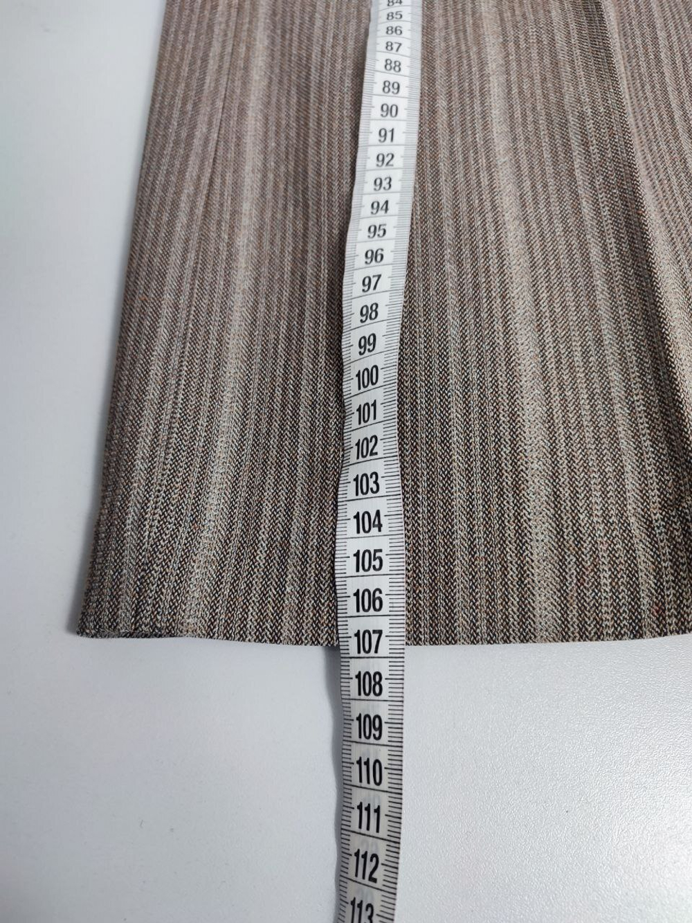 Брюки бежевые в полоску 46 размер