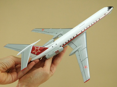 Модель самолета Ту-134Ш (М1:100, ВВС России, RF-66031, 36)