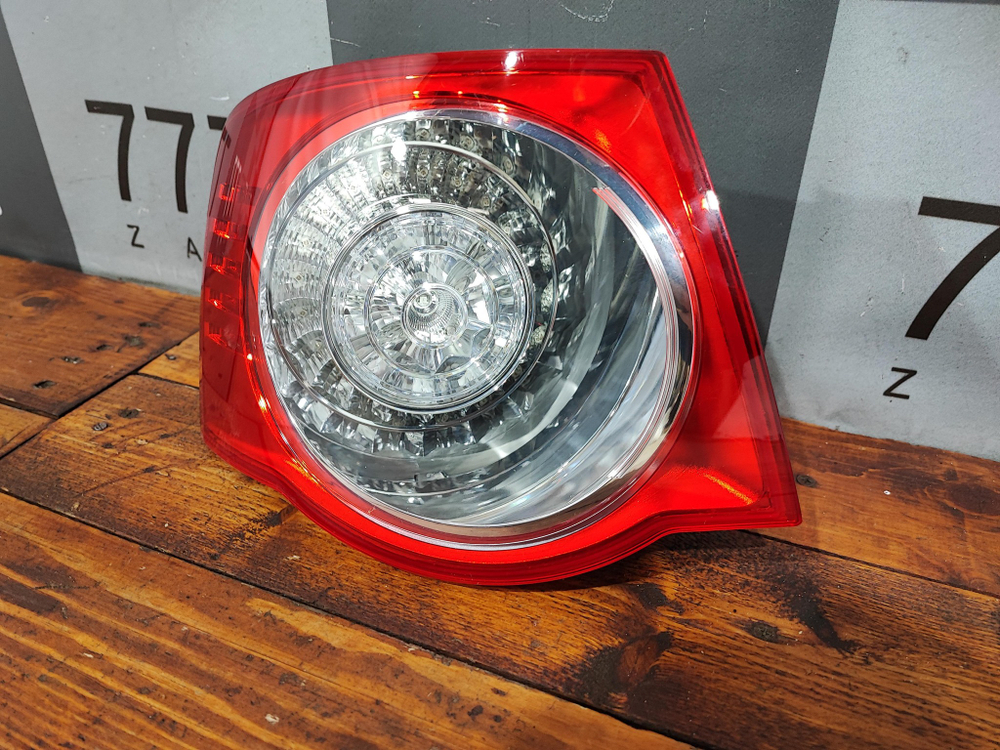 Фонарь левый Volkswagen Jetta 5 Оригинал целый 1K5945095M