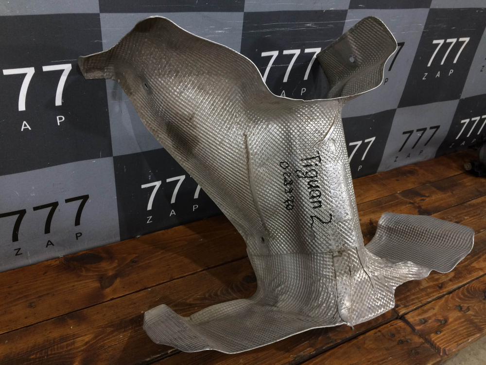 Экран тепловой Skoda, Volkswagen Tiguan 2, Kodiaq 17-нв Б/У Оригинал 5Q0201307f