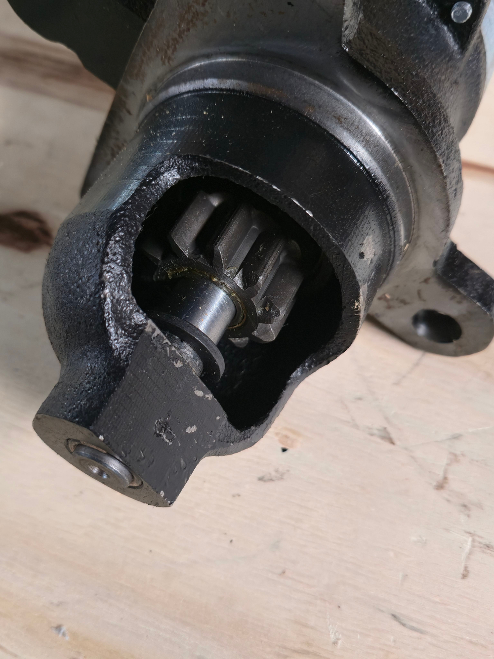 Стартер КАМАЗ дв.740.30-260, 740.50-360, 740.51-320 IVECO 24В z 10 9.0кВт (с доп. реле) БАТЭ