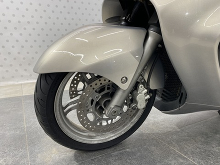 Suzuki Skywave 650 , 2002