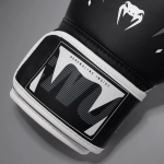 Боксёрские перчатки Venum Adrenaline Boxing black/silver grey