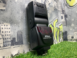 Nikon Speedlight SB-700