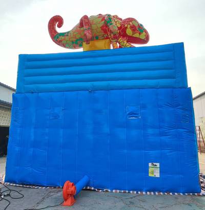 Коммерческий надувной батут «Хамелеон и динозавры Ультра» 12*6*6 м