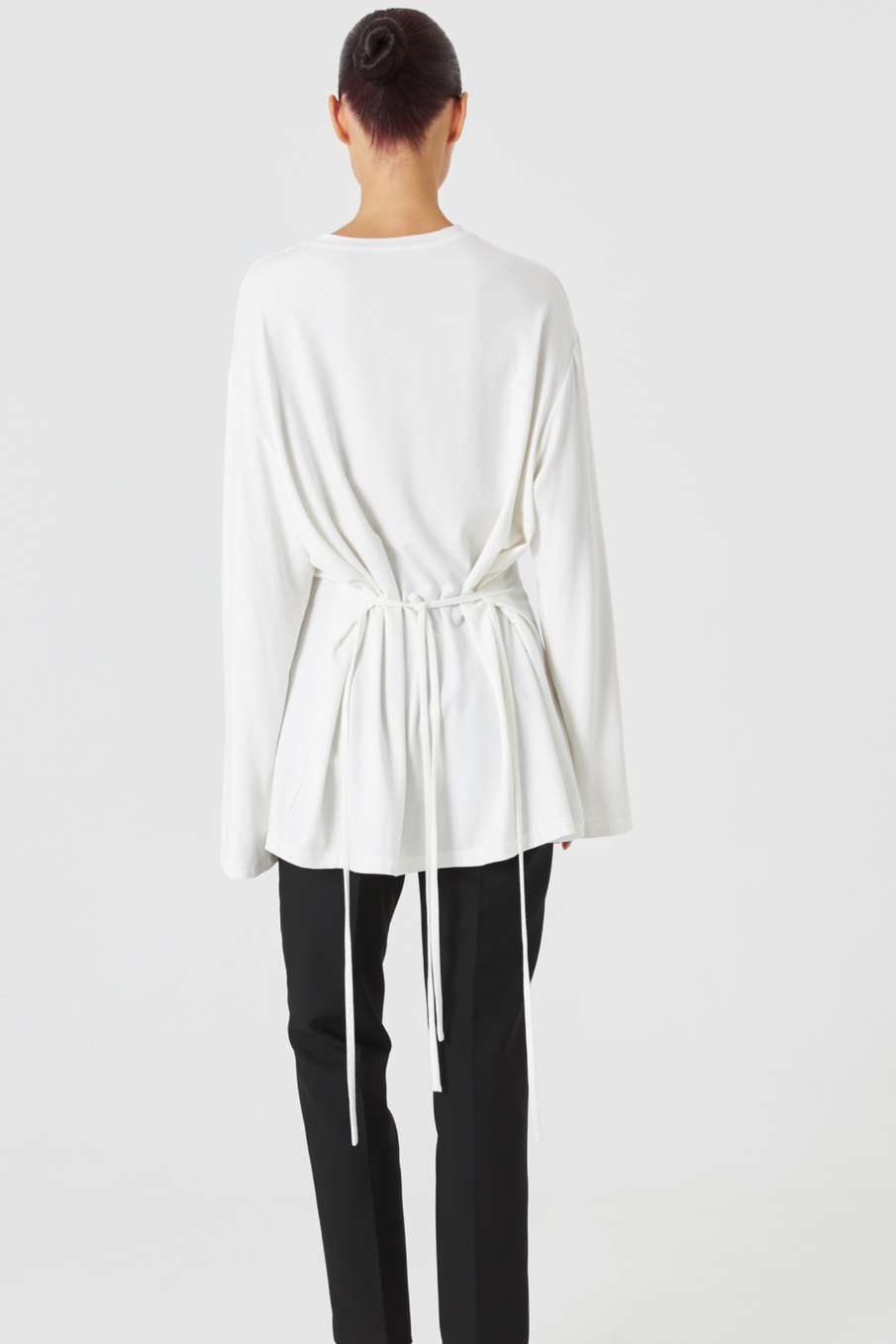 Лонгслив с завязками