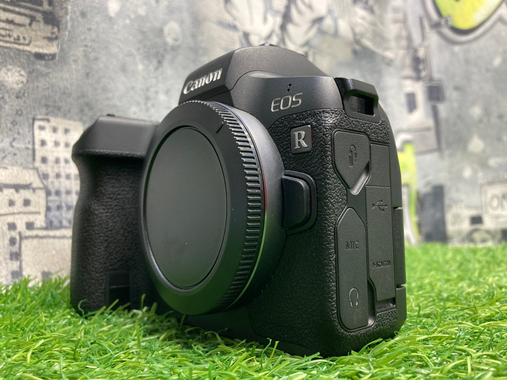 Canon EOS R 18.200 кадров
