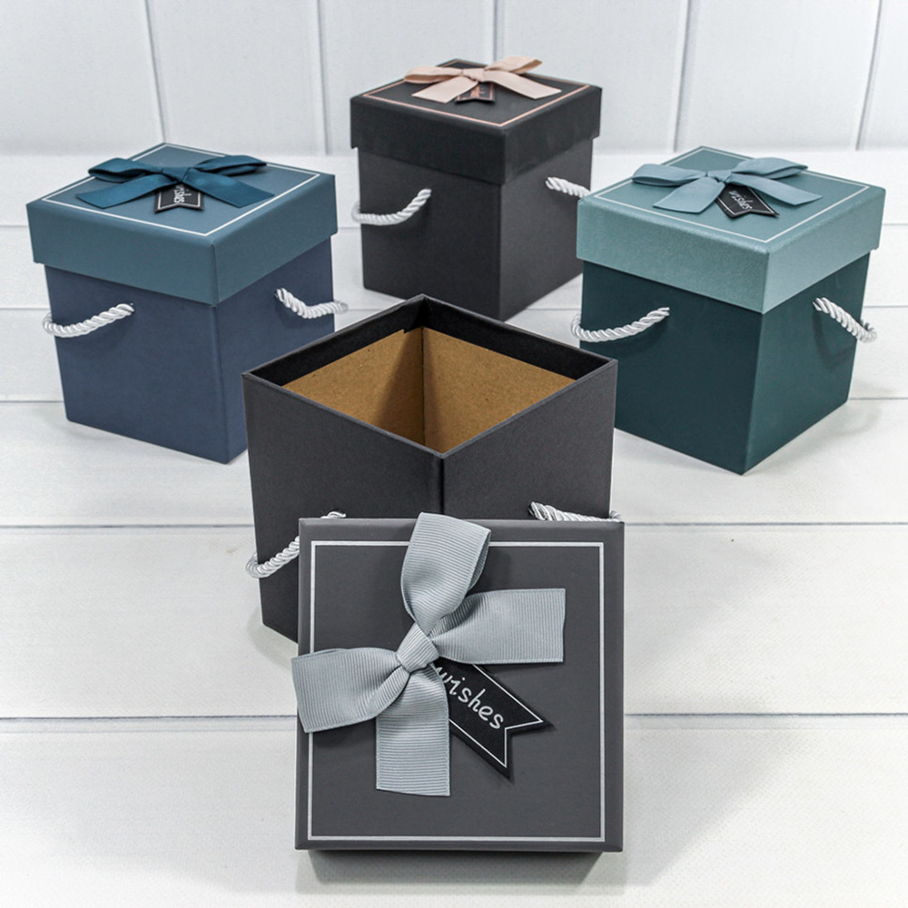 Коробка Ювелирная 11.5х11.5х12.5 см Набор 4 шт с бантом и ручками (Микс)