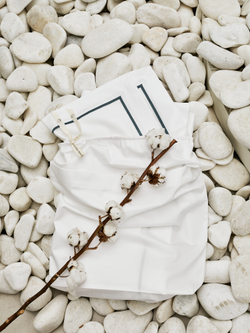 Постельное белье cемейное Сlaire&Caroll Lune белое с зеленым кантом