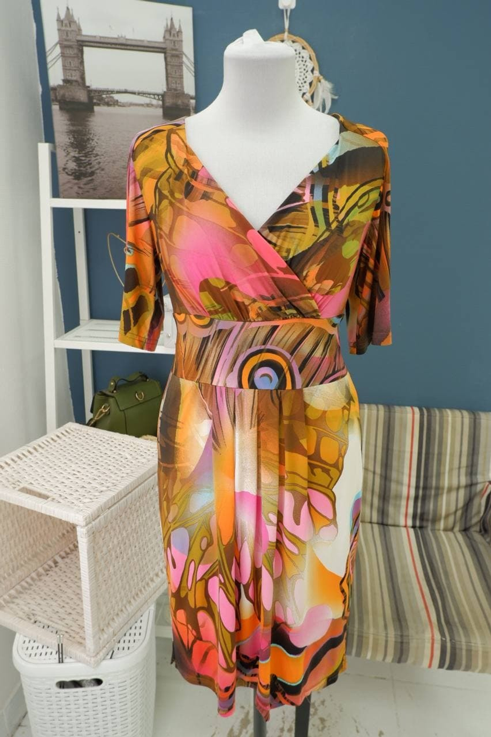 Платье с открытой спиной 42 размер