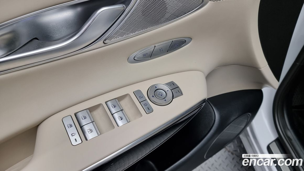 Genesis GV70 2.2 Дизель AWD (03.2021)