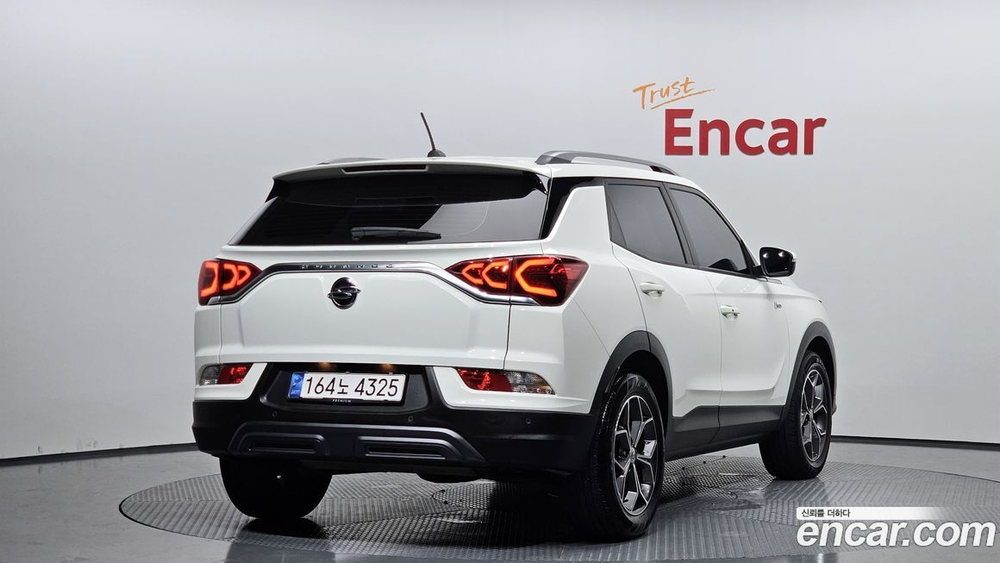 KG Mobility (Ssangyong) Beautiful Korando Бензин 1.5 2WD C5 (12.2020)