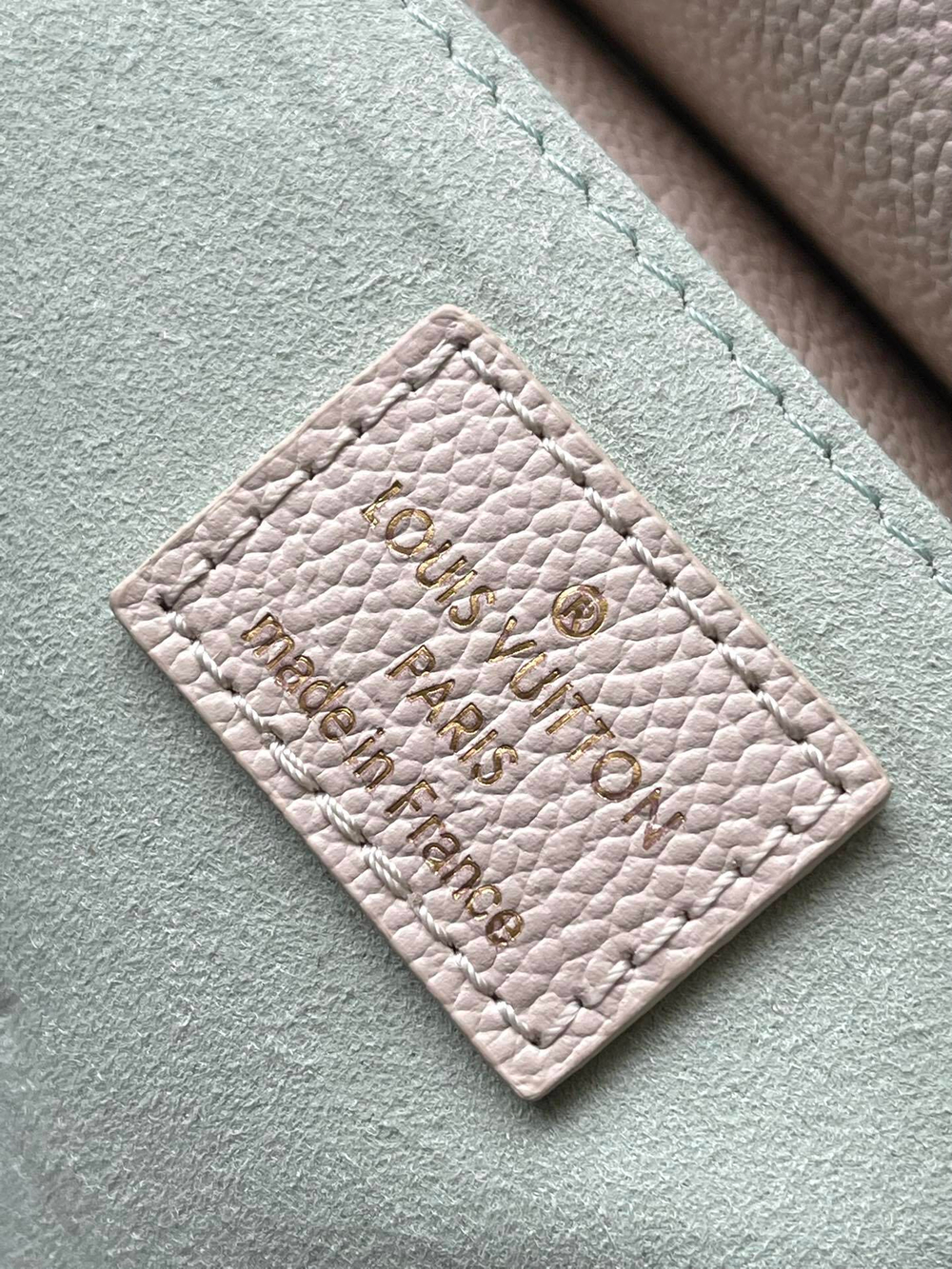 Louis Vuitton Favorite