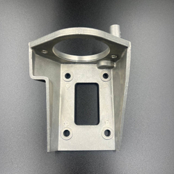 Крепление электростартера Suzuki DT25-30 (Suzuki)