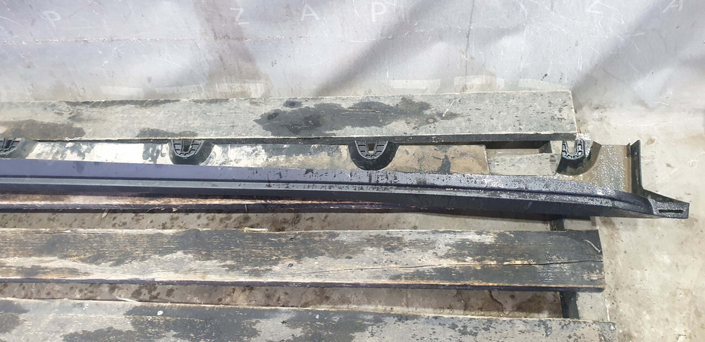 Накладка порога левого Mercedes GLC (X253) 15-нв Б/У Оригинал A2536980800