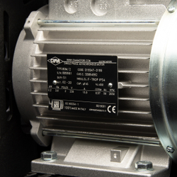 WDK-91040 Компрессор поршневой с ременным приводом 400 л/мин, 2.2 КВт, 220 В, ресивер 100 л