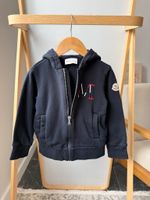 Костюм Moncler, 104