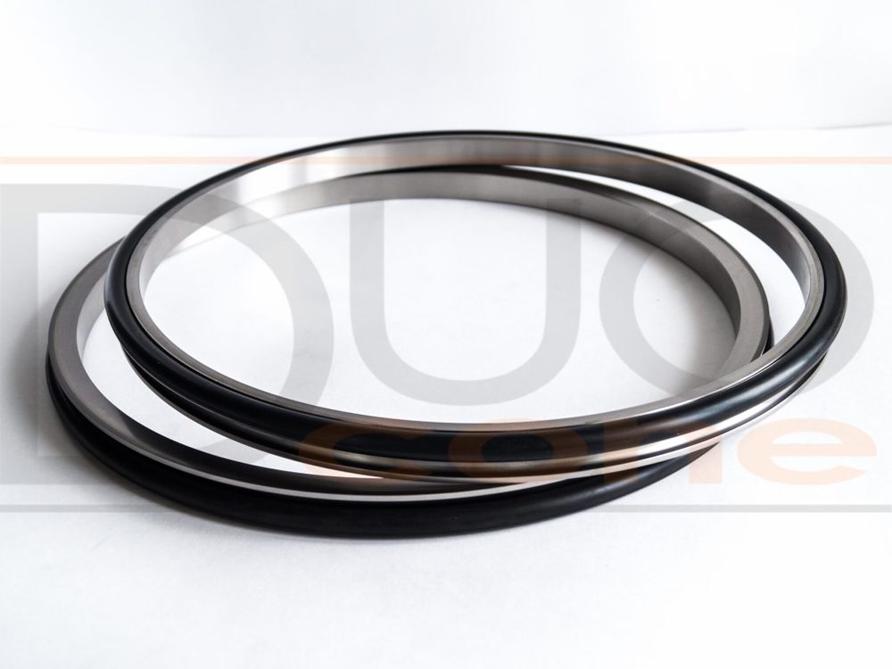 Плавающее уплотнение (доукон) 05904367 Bomag