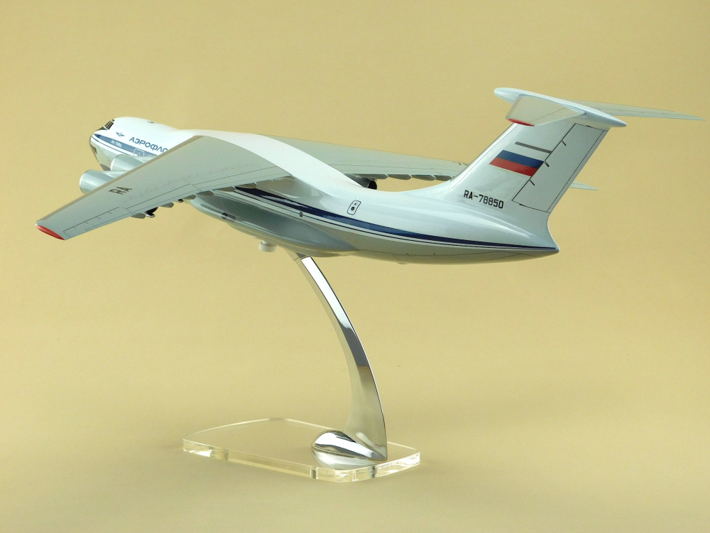 Модель самолета Ил-76МД (М1:100, АЭРОФЛОТ, RA-78850)
