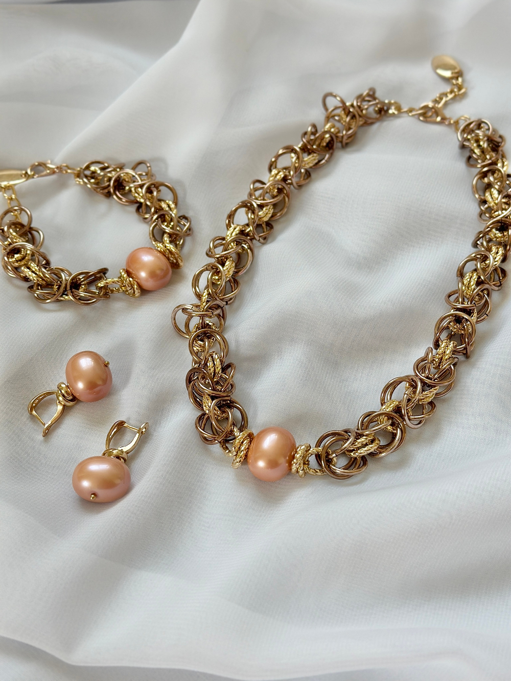 HMG 1131 peach Колье Византия с жемчужиной 1,9 см арт.2100