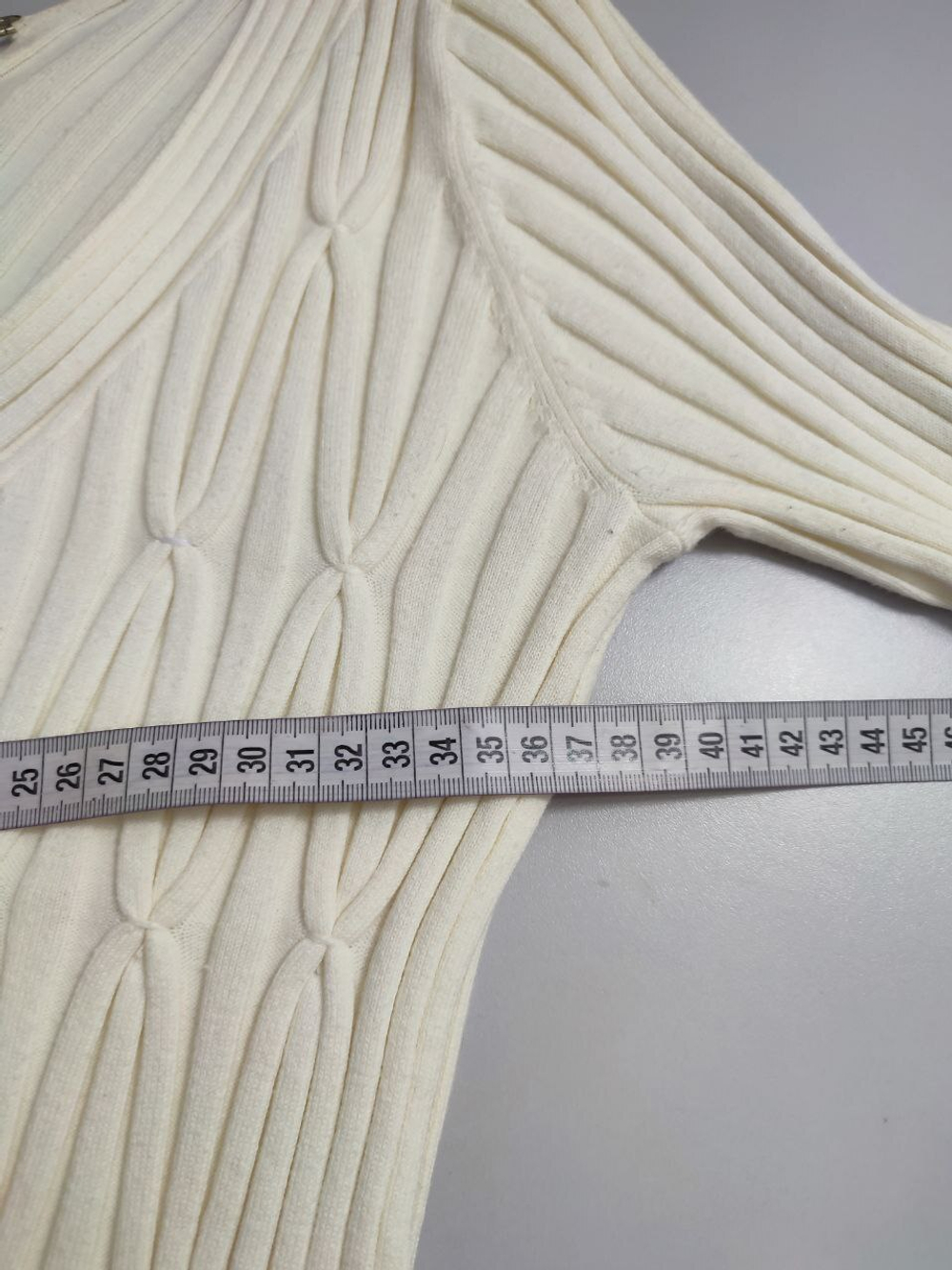 Джемпер красивый 46 размер