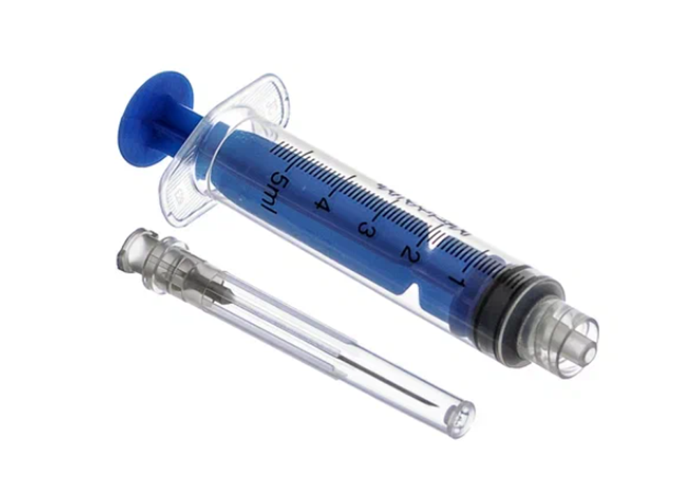 Шприц 5мл одноразовый 3-х компонетный с иглой 0,7х40мм (22Gх1 1/2") Луер Лок МедЭйм