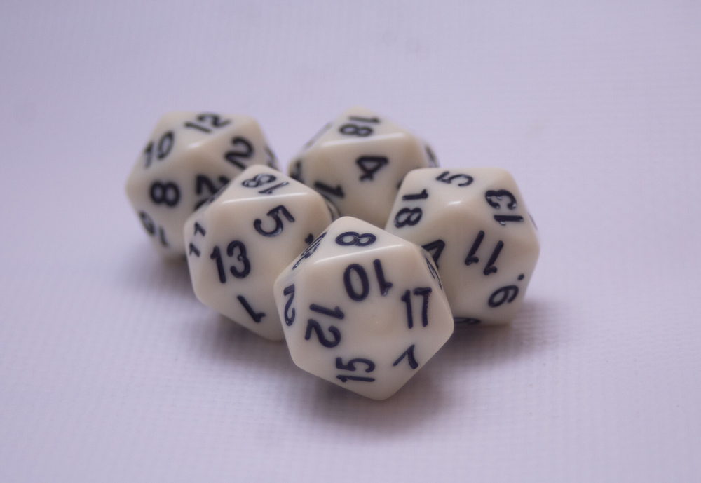 Кости Д20 костяные - 5 шт.