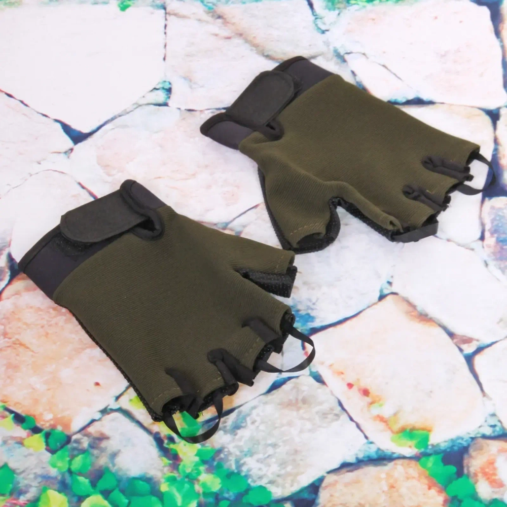 Перчатки туристические зеленые без пальцев KF37