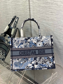 Christian Dior Book Tote 36 cm