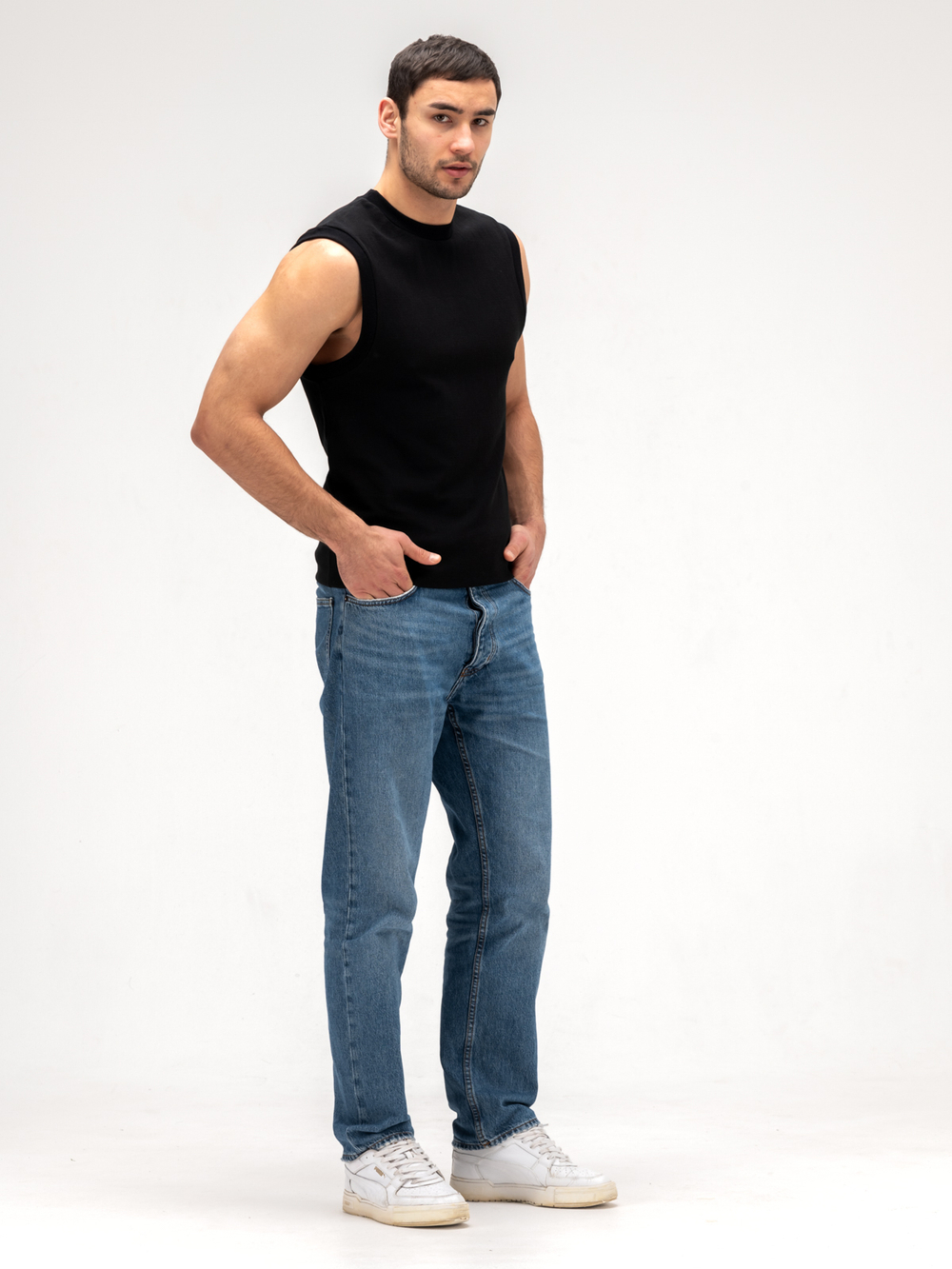 Майка мужская хлопковая на широких лямках Черная