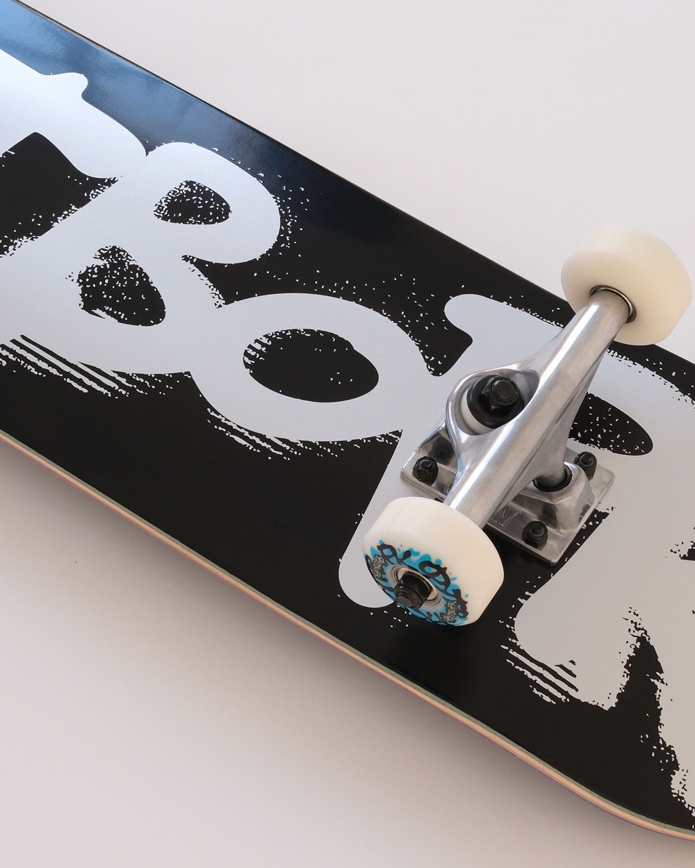 Скейтборд Футворк Лого Неон Серебро 8.125”