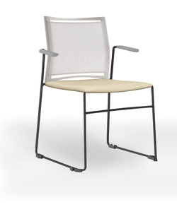 Web стул на полозьях с подлокотниками и спинкой-сеткой