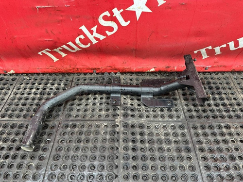 Кронштейн крыла переднего левый 2023г