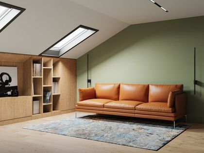 Оливковые стены и светлое дерево в фасадах мебели