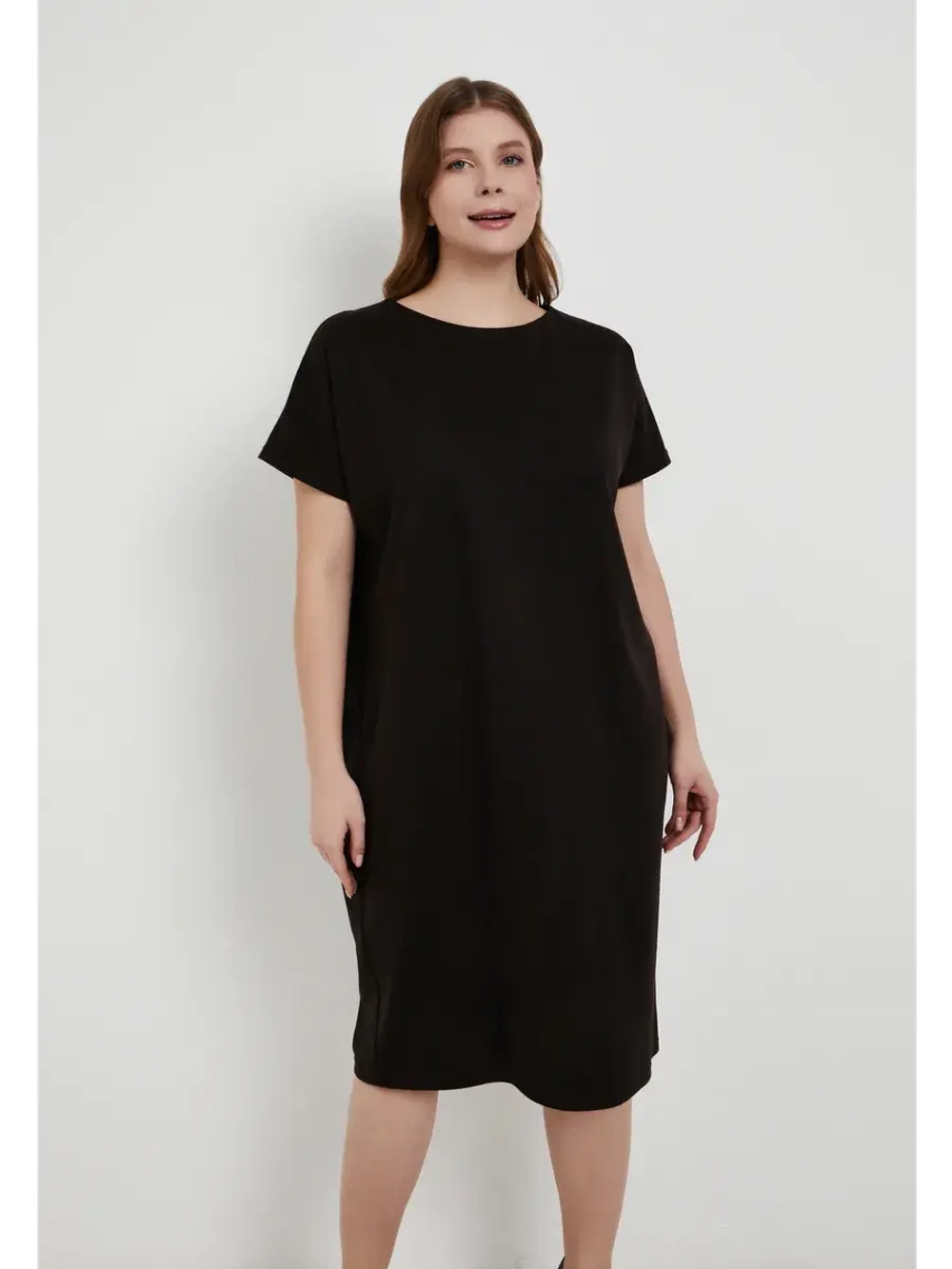 Платье прямое базовое