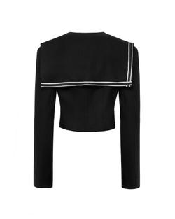 Укороченный приталенный жакет