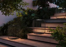 Уличный ландшафтный светодиодный светильник Maytoni   O478FL-L18GF3K