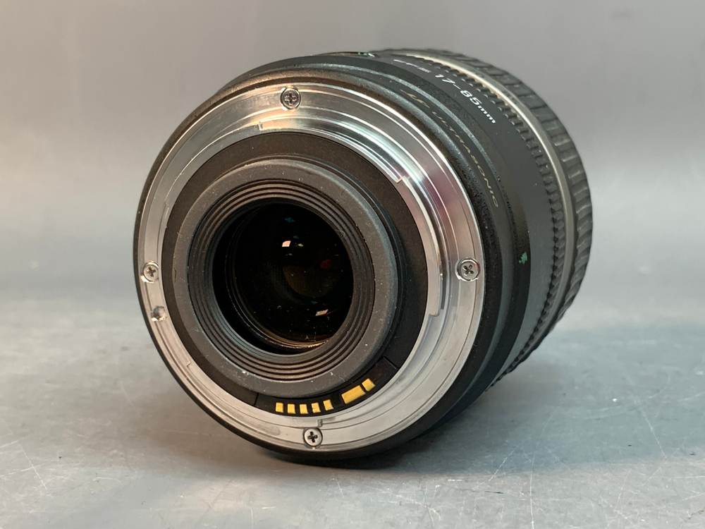 Canon EF-S 17-85mm 4-5.6 IS USM с дефектами