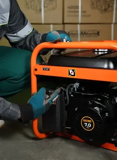 Электрогенератор бензиновый PARTNER FOR GARDEN 4000 Е (4.875 кВа полная мощность, 220 В / 12 В, 3/3.5 кВт, 50 Гц, 7 л.с, ЭЛЕКТРОСТАРТЕР + АКБ)